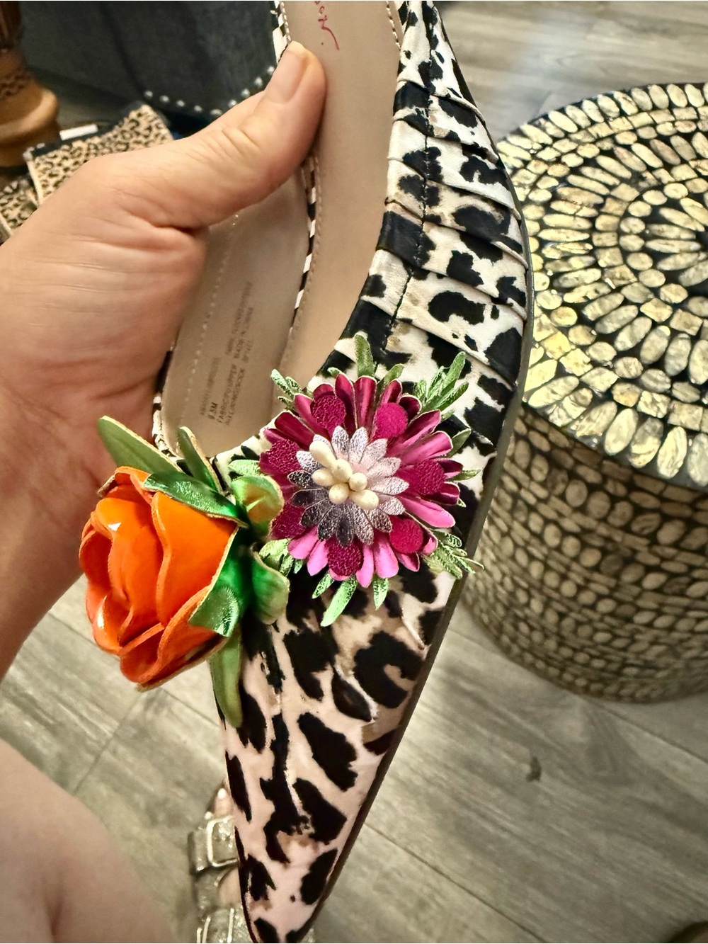 Betsey Johnson Black & White Animal Print Pointed Toe Floral Mules tag on shoe - Picture 2 of 12